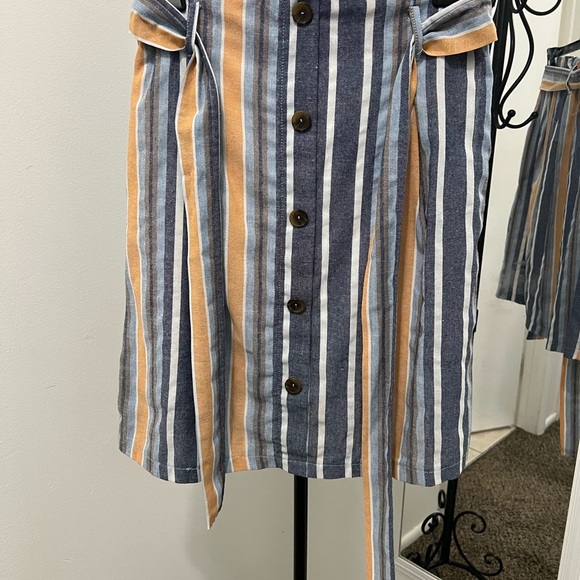 Emberly Striped Button-Down Skirt - Picture 1 of 4